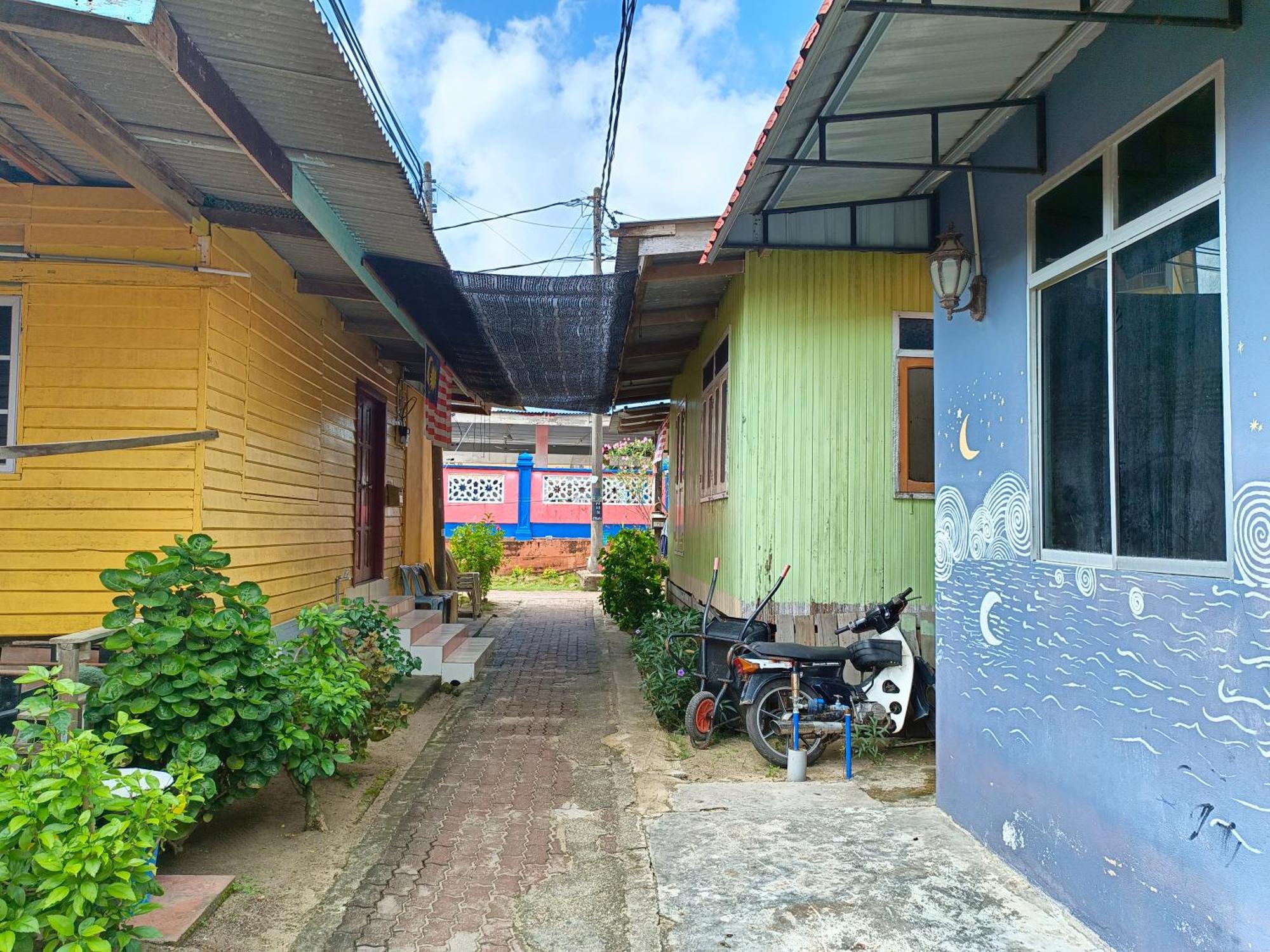 Отель Perhentian Idaman Kampong Pasir Petani Экстерьер фото